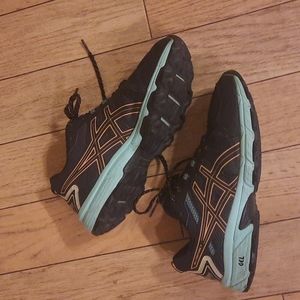 Asics Gel-venture sneakers